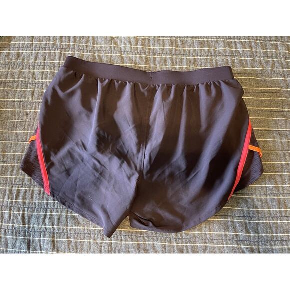 Under Armour Women’s Heat Gear Loose Running Shorts Elastic Waist Medium - Picture 7 of 7